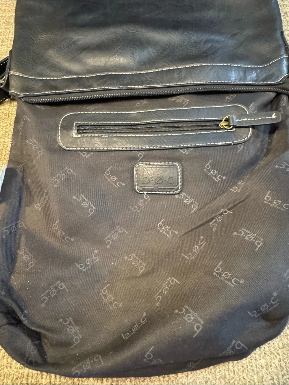 b.ø.c. Amherst Crossbody Black Bucket Bag Handbag Purse